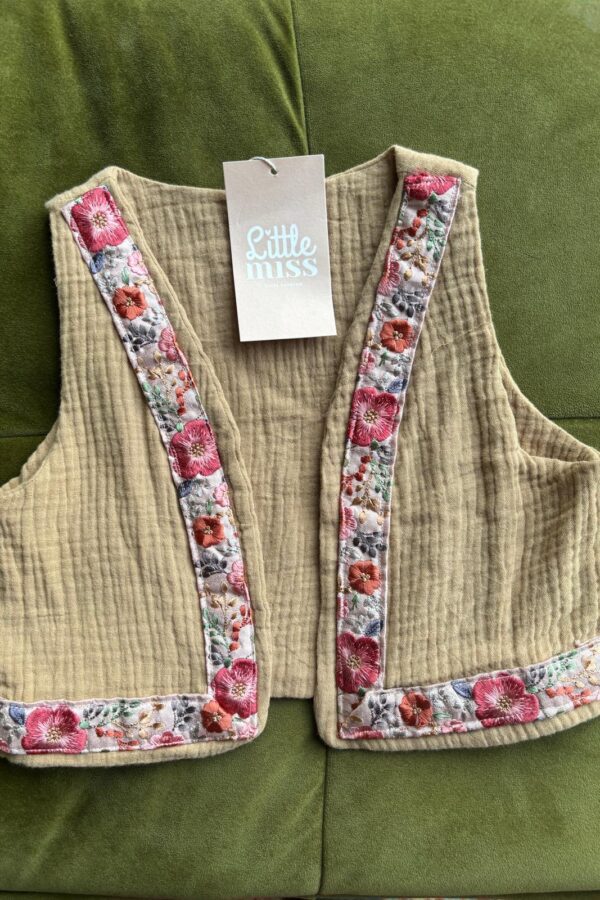 Gilet Embroided